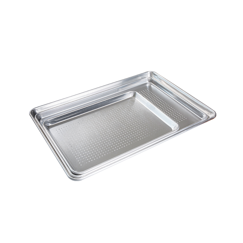 Naturlig og ubelagt ren aluminium Perforeret halvplade Pan /Bun Pan 18-tommer L X13-tommer W X1-tommer H (halvstørrelse)